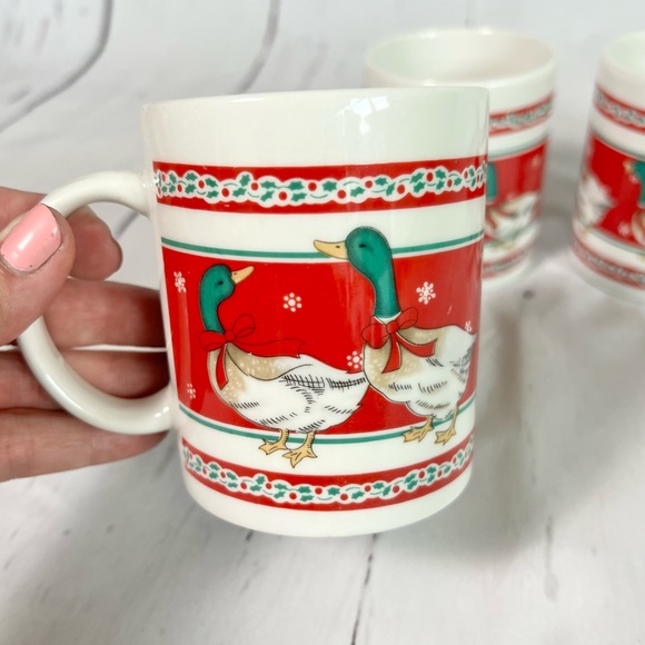 Vintage Mallard Ducks with Red Bows Christmas Mugs set of 4 - Picture 4 of 9